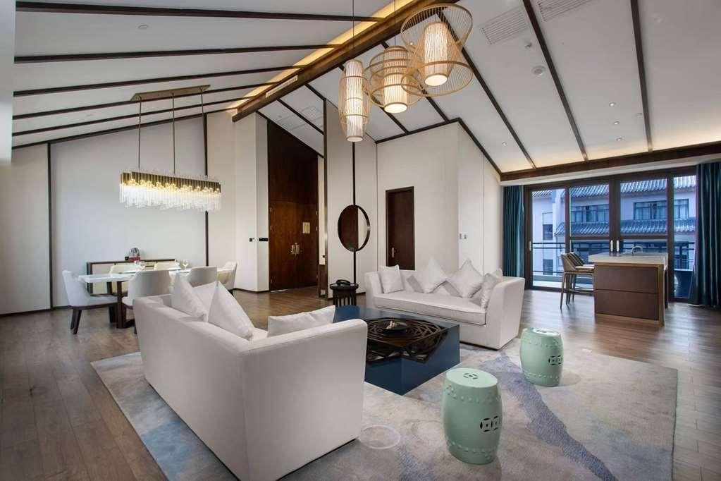 Wyndham Guilin Pingle Hotel Room photo