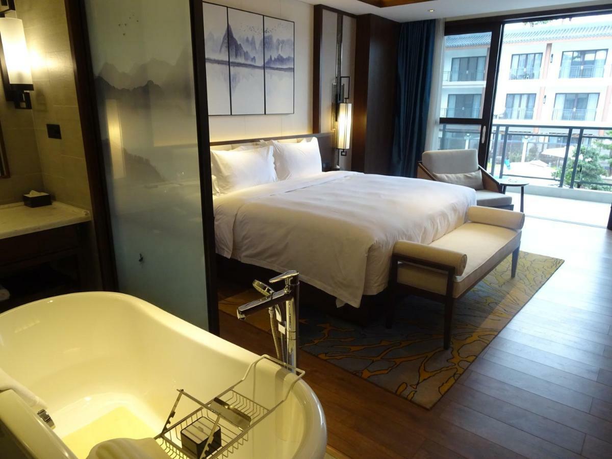 Wyndham Guilin Pingle Hotel Exterior photo